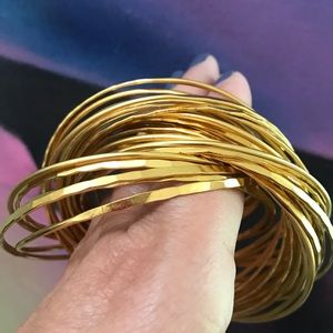 NWOT gold color tone multiple interlocked bangs 28